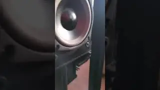 KLH 911b speakers