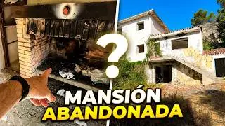 CREO QUE VIVE ALGUIEN en esta CASA ABANDONADA en el BOSQUE por el EXTRAÑO OLOR | Sitios Abandonados