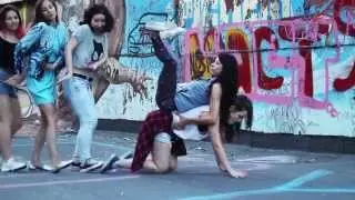 DINOSAUR CREATIVE - Nastiny Gyals