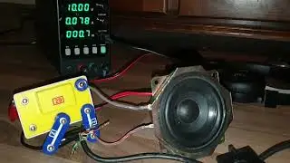 Bassotronics - Bass Is Your God. on an overvolted snap circuits amplifier