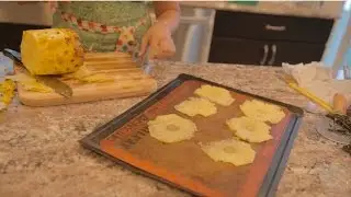 How to Make Dried Pineapple Flowers