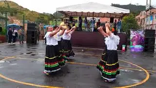 Danza el estropajo- rumba campesina.