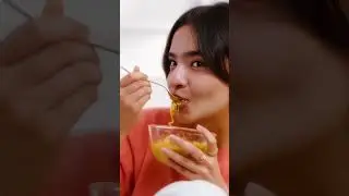 Anushka sen eating korean Maggie #shorts #anushkasen