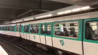 D&eacute;part d&rsquo;un MF77 tranche 7 ligne 7 &agrave; Paris Est