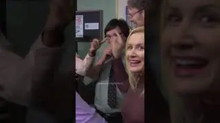 When Oscar broke character #office