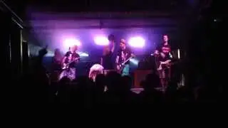Lady Poison a 90 gradi-Rumatera live@Ariis 2014