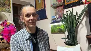 Сергей Гуков переводчик буддийских текстов в гостях у СОМЫ. Ретритный дом Николая Зигерн-Корна.