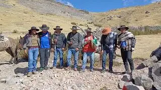 AFICIONADOS DE COTAHUARCAY  CHAPIMARCA ACOMPA&Ntilde;ANDO EN EL ARREO DE TOROS DESDE PARARANI - COTAHUARCAY