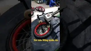 automatic  Tire tube fitting inside the rim #machine #rims #tube #tyres