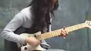 Korean guitarist 