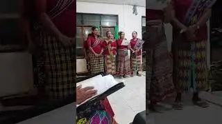 Persembahan pujian dari kami kaum ibu JBF (jemaat Bet'el Fatuat)  di natal Kaum ibu