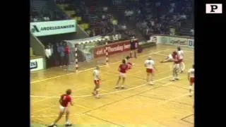 H&aring;ndbold mod Polen