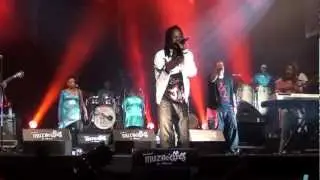 EK TV - E.sy Kennenga invité par Kassav aux Muzikelles 2012