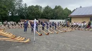 Die Flotte Moni #alphorn #hobby #live