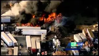 Commercial fire in Lincoln destroys warehouse, big rigs