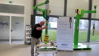Der Liftronic Easy-6 mit autarken Lastaufnahmemitteln
