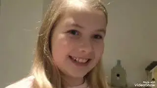 Ik mocht de haren van mijn moeder knippen. Echt! Knippen! 😱