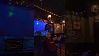 Open mic: 70s songs montage