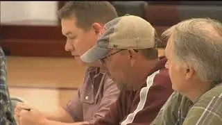 Concerned parents confront Sterling school board about unreported school threat