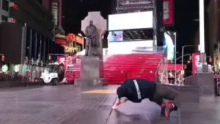 Yakut SPINNER in Times Square