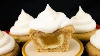 Pumpkin Pie in a Cupcake: Hidden Pumpkin Pie in a Snickerdoodle Cupcake from Cupcakes and Cardio