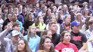 BHS Students Tour New Gym