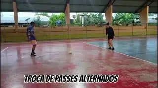Pr&aacute;tica de futsal - Leonara 