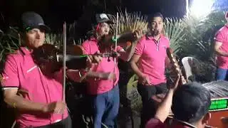 conjunto cielito lindo