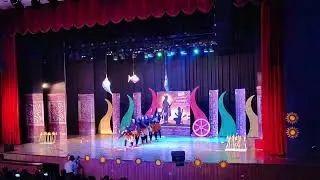 Mom's dance performance in school annual function 2026