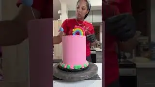Cocomelon Cake Decorating! #cake #shorts #cocomelon