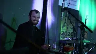 DANCE FLOOR FILLER BAND BASED IN LONDON - MASHUP 1 - QUINN ARTISTES