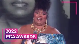 Lizzo Brings Out Activists & Game Changers to Accept PCAs Award | E! News