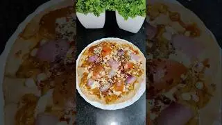 Viral* Roti Pizza*🍕Recipe made at home😱#pizza #rotipizza#food#foodie #cooking#viralshort#trending