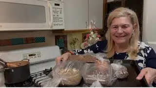 Seniors Jobless Poor? Low Cost Holiday Treats-Fudge Tips-Homemade Applesauce Bread