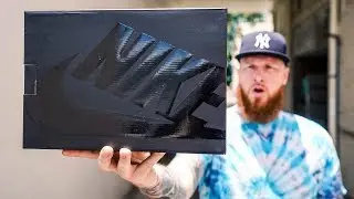 NIKE AIR MAX SNEAKERS WORTH $500!
