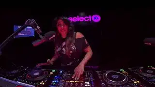 Meera - Live On Select Radio