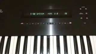Roland S50 - Turning on and starting the sampler.