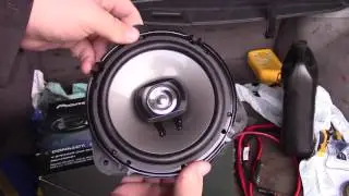 1997-2002 (First Generation) Subaru Forester New FRONT Speakers Installed!