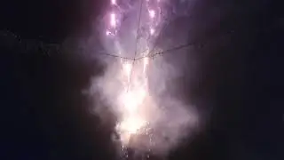 Feuerwerkshow in Essen am 31.10.2021. Er&ouml;ffnung der Essener Lichterwochen.