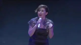 Nilüfer - Her Yerde Kar Var (Harbiye Açıkhava Konseri 2013)