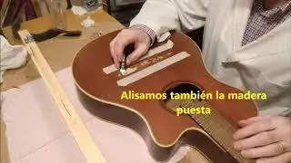 Pegado del puente en guitarra Yamaha