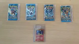 Opening Pok&eacute;mon Black & White Plasma Storm Vintage Packs In Search of Gold Shiny Charizard