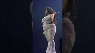 Lizzo in Seattle [The Special Tour 2022] Truth Hurts
