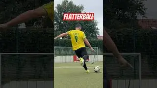 Krass Alter 💥#flatterball #knuckleball #metokicks #freekick