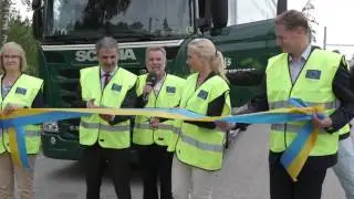 World&rsquo;s first electric road opens in Sweden