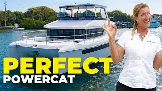 This Leopard 46 PC Power Catamaran Looks Brand NEW!