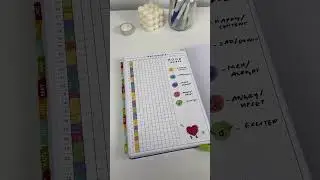 Creative ways to track the year in pixels