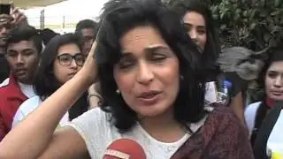 Dunya News    While attending Karachi Literature Festival  clueless Meera Jee te