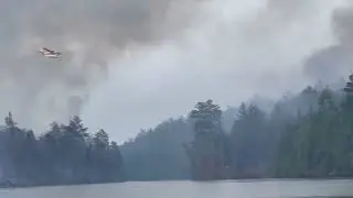 Centennial Lake fire water bomber (June 4, 2023)
