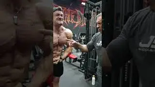 🤯🤯🤯🤯 #bodybuilder #fitness #gym #joanpradells